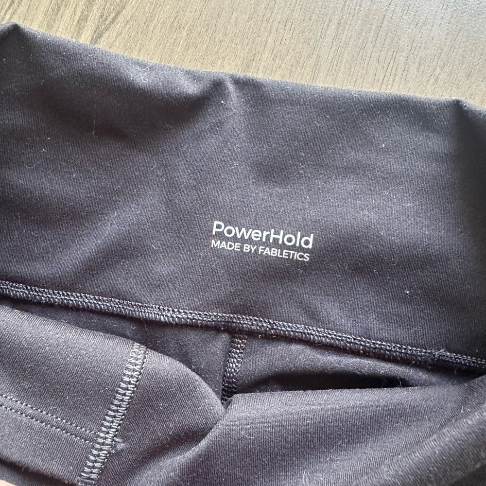 Fabletics Shorts with pockets - Picture 4 of 4
